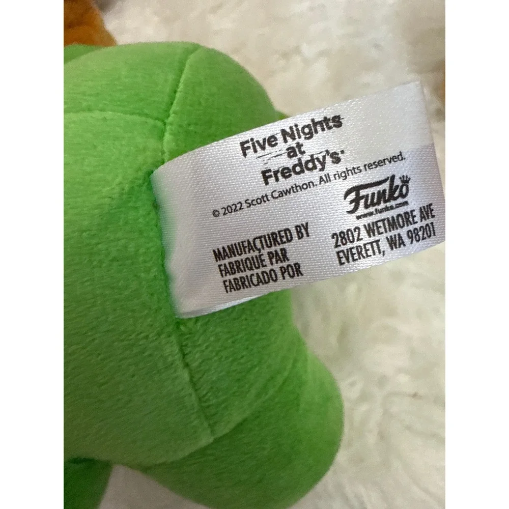 Five Nights at Freddys Plush Lot Foxy Bonnie Freddy Chica Reversible 7-8 Inch